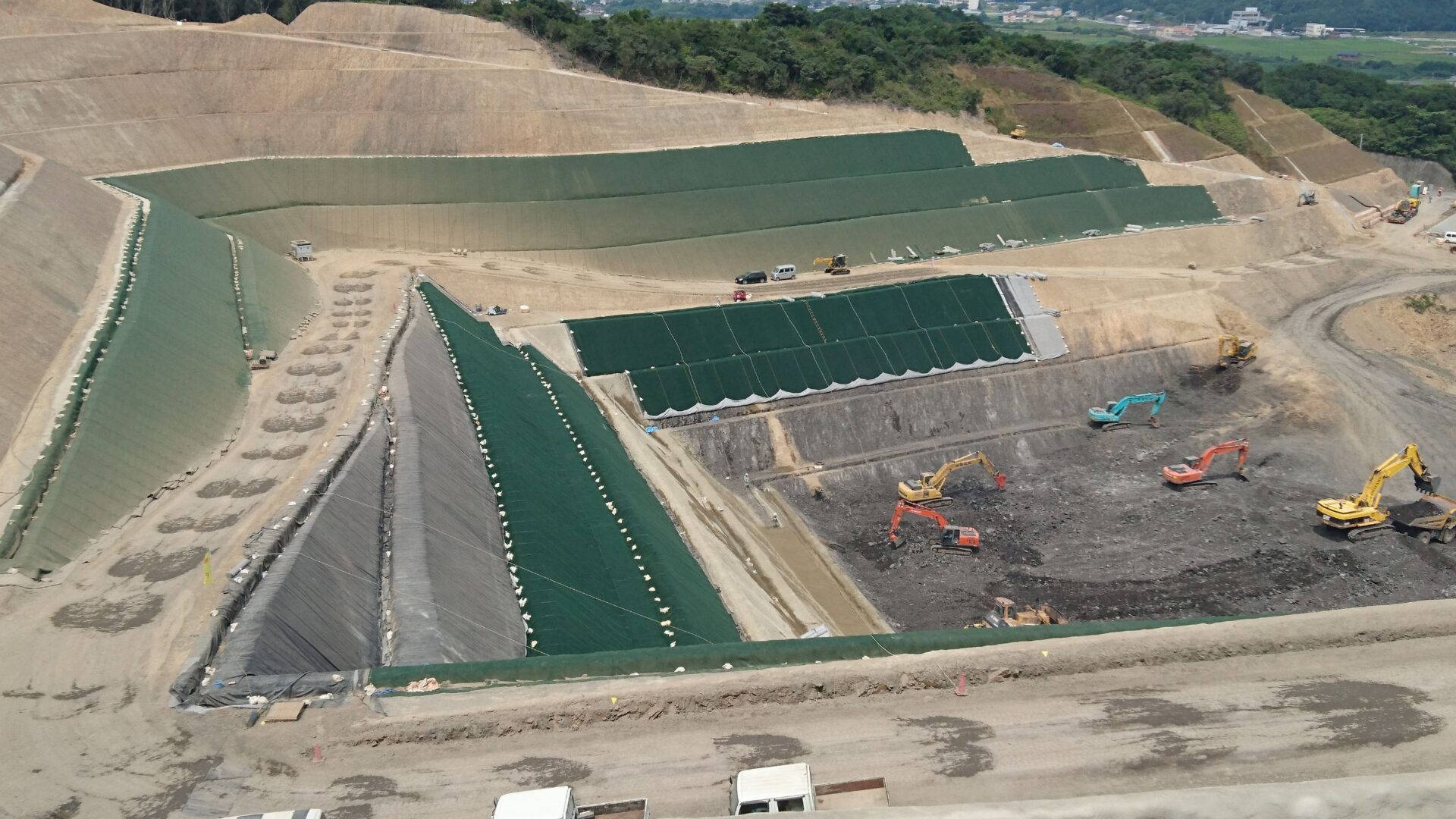 産廃処分場遮水工事