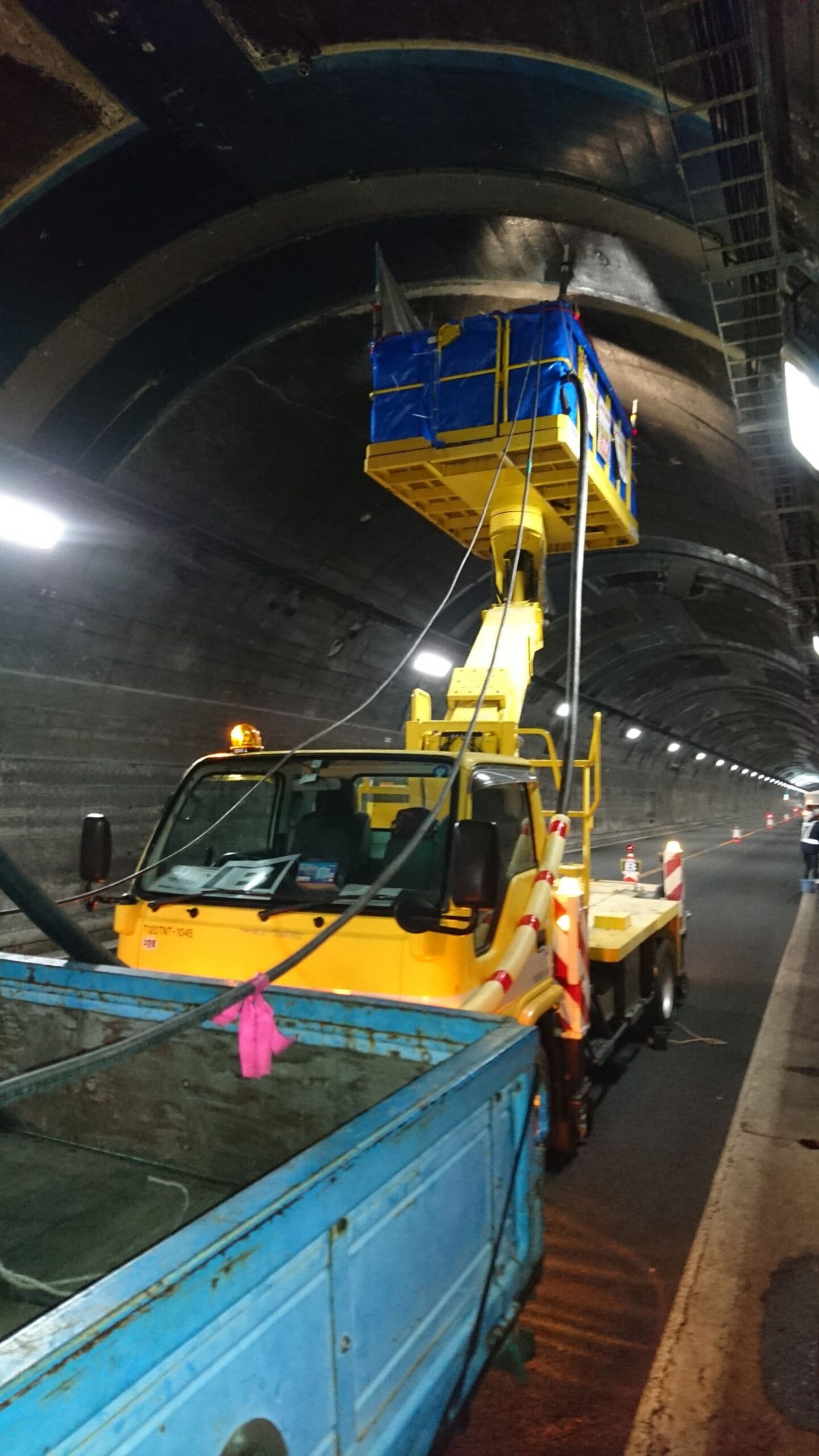 中国道背面空洞注入工事