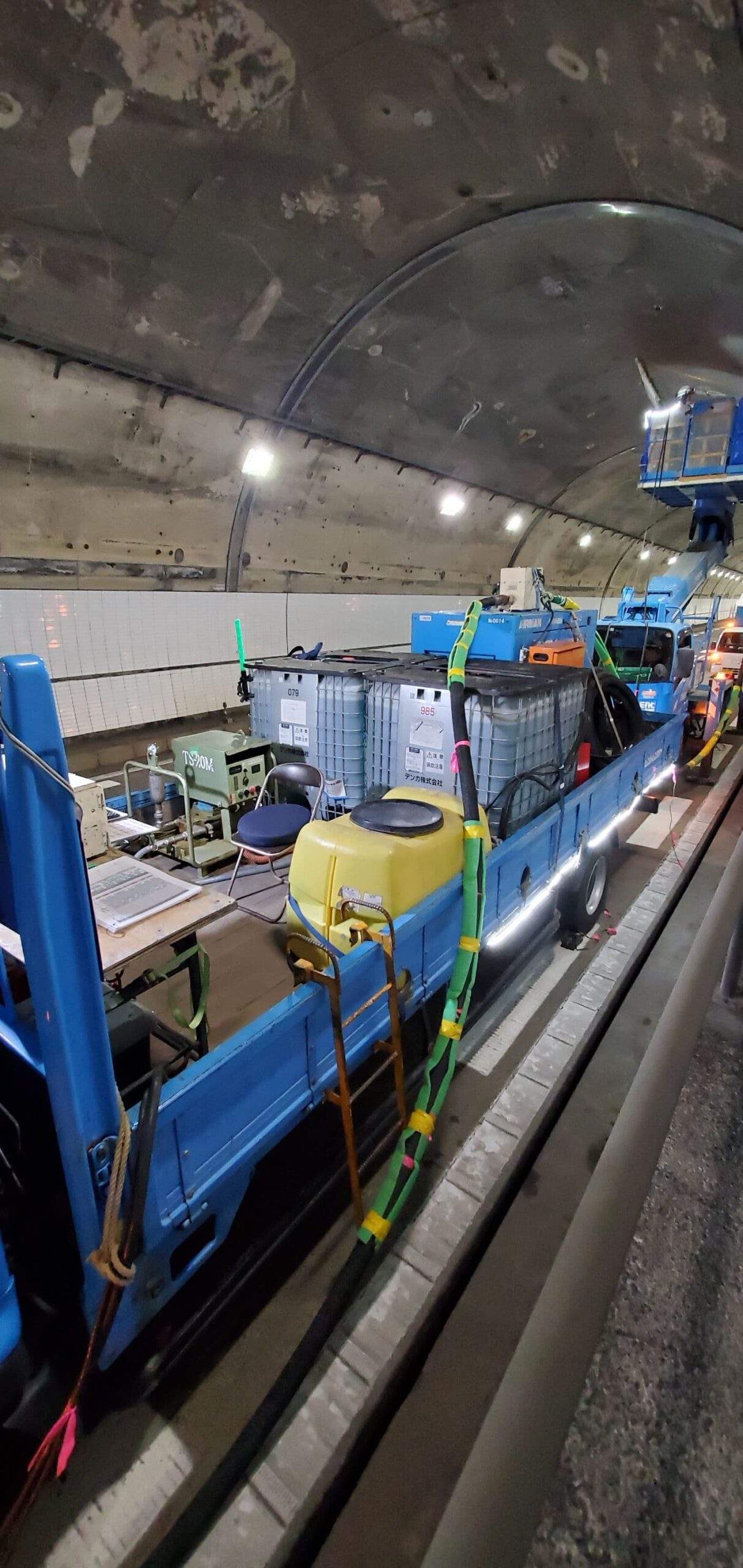 北陸道背面空洞注入工事