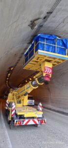 久斗トンネル　はく落対策工事