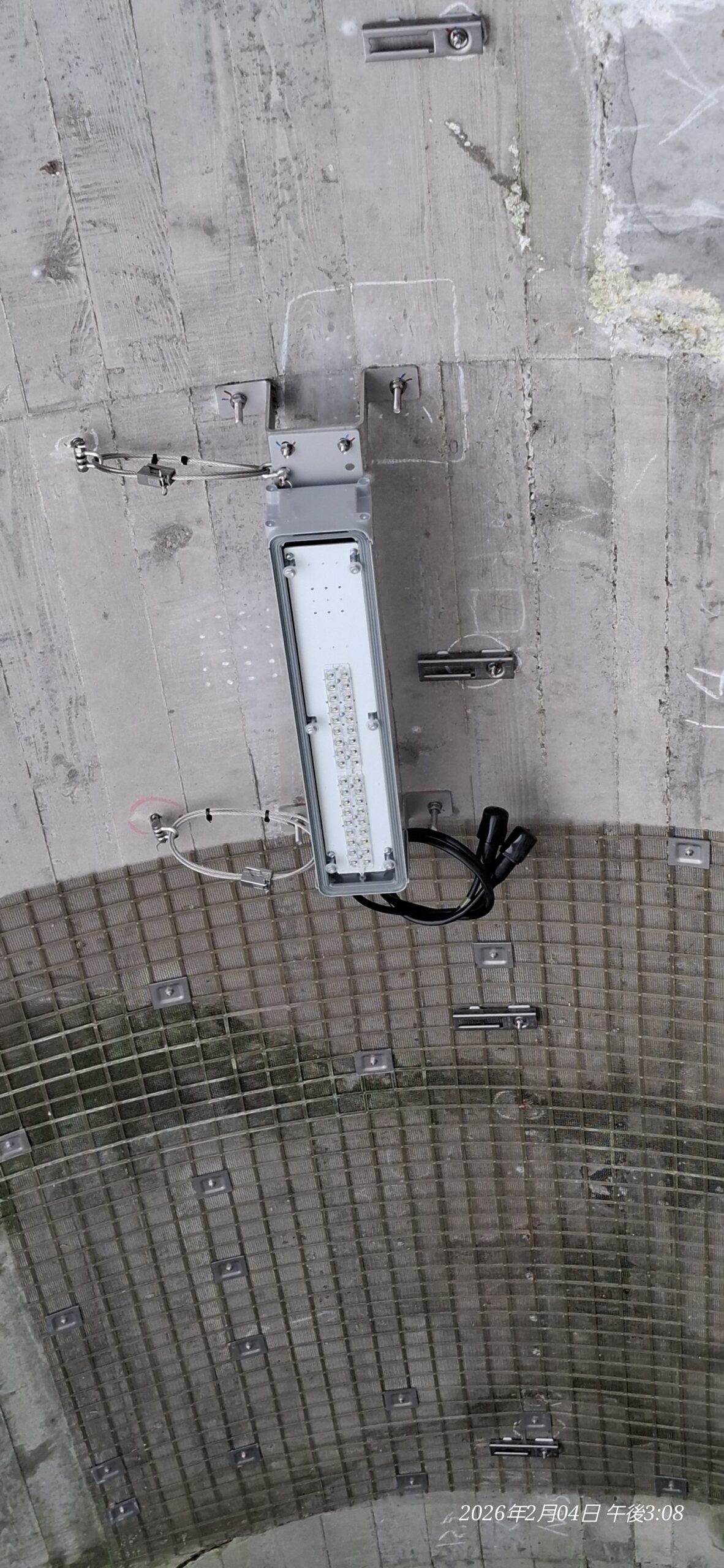 公庄トンネル
照明設備工事